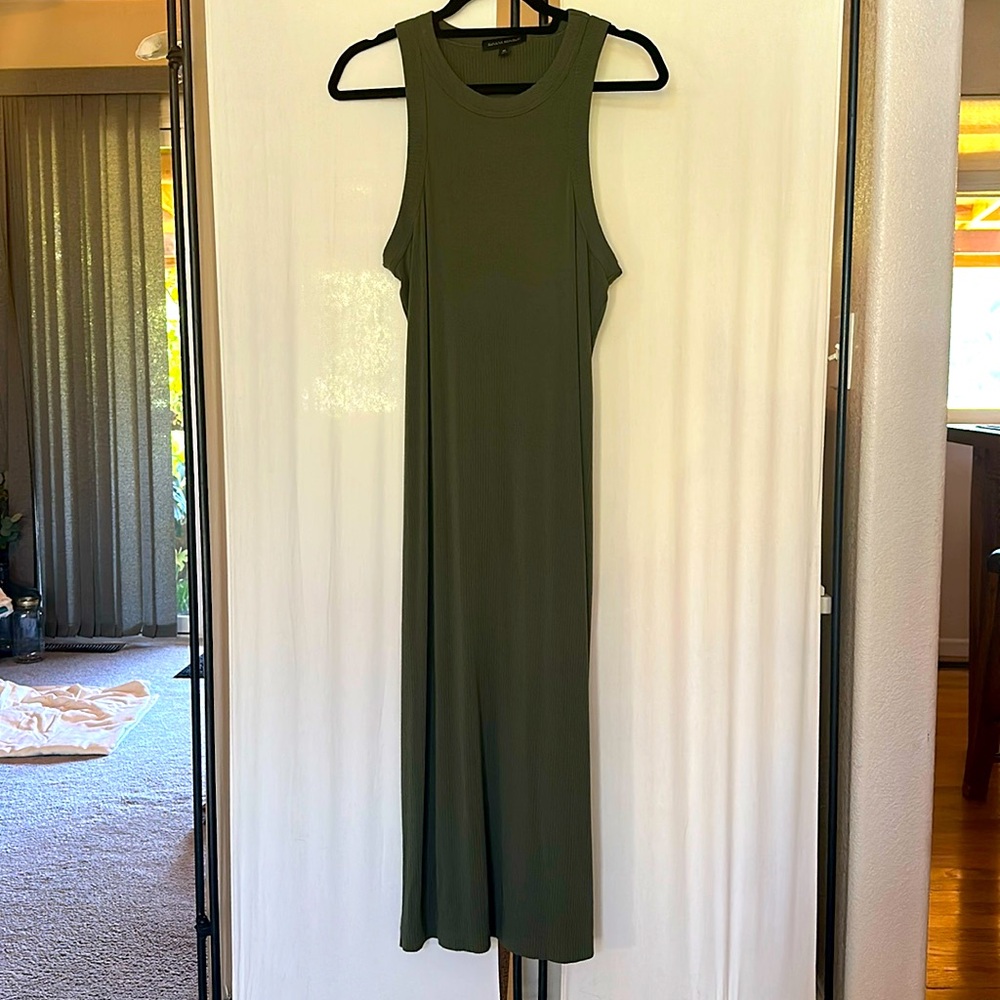Banana Republic Size M Olive Green Maxi Dress